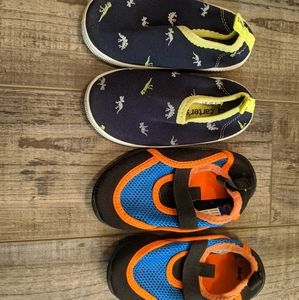 2 pairs of water shoes